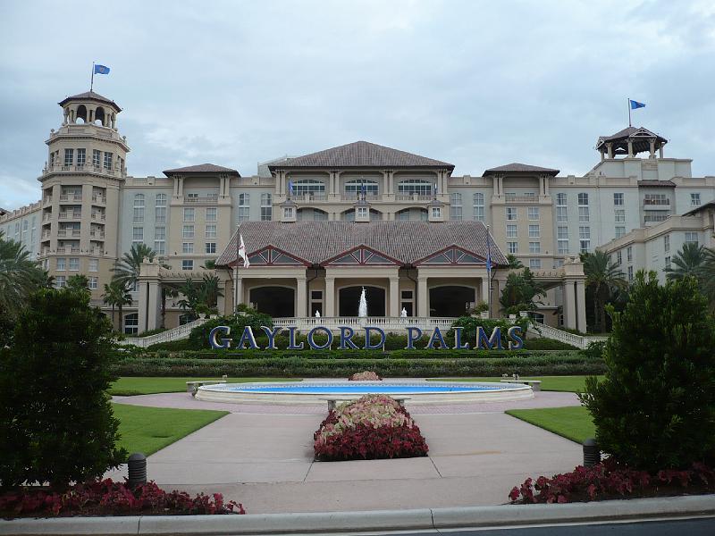 P1010436.JPG - Lyn's convention hotel- Gaylord Palms