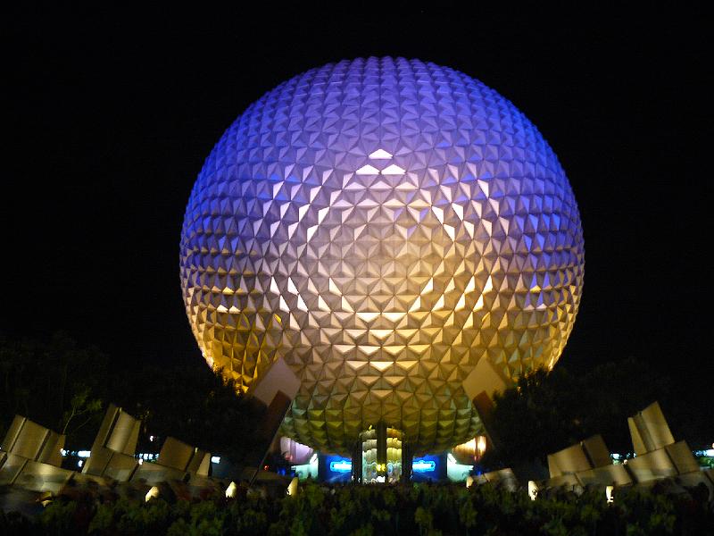 P1020181.JPG - EPCOT- things to see and do!