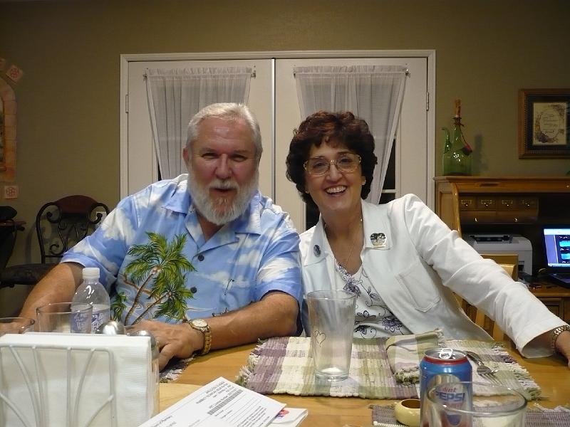 P1000503.JPG - Bob and Chris