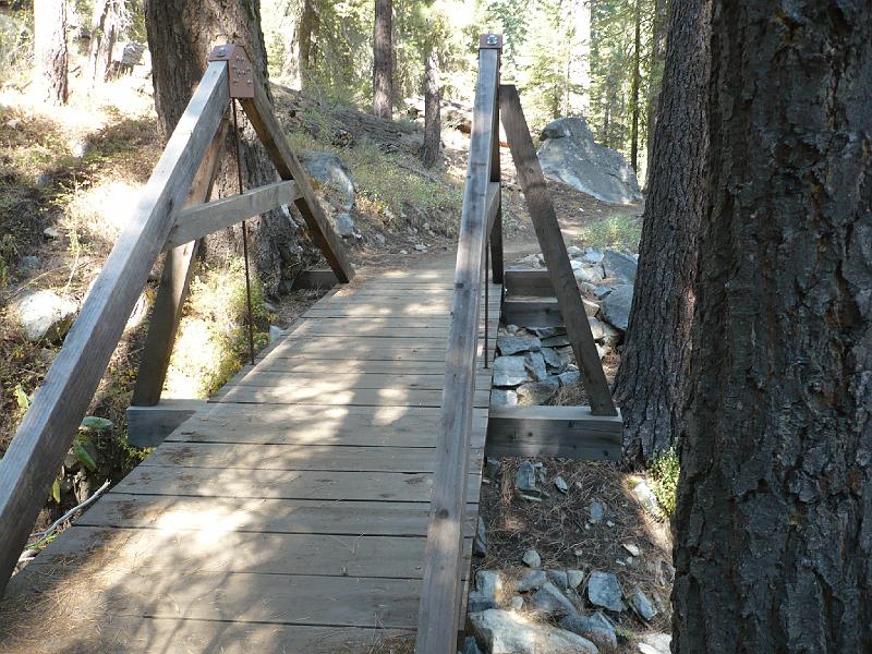 P1010768.JPG - A nice bridge on the fun trail.