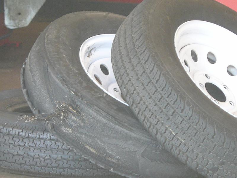 P1020323.JPG - All the original tires are now replaced.