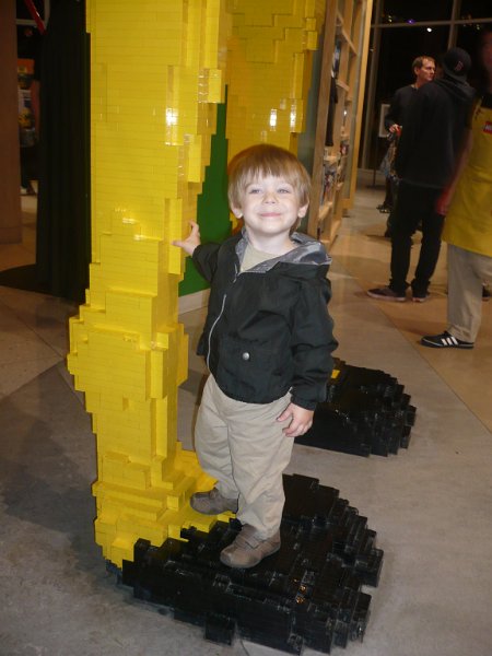 P1080028.JPG - Legos store