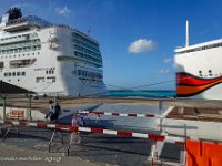 DS702260 : David von der Mehden