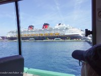 DS702835 : David von der Mehden