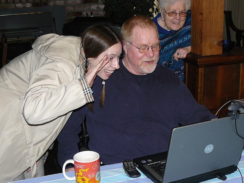 P1010338.JPG - Super Bowl Sunday with my Mom's family.  I'm waving to my cousin Liesl.  This is my Uncle Larry and his Mother 'Oma'.