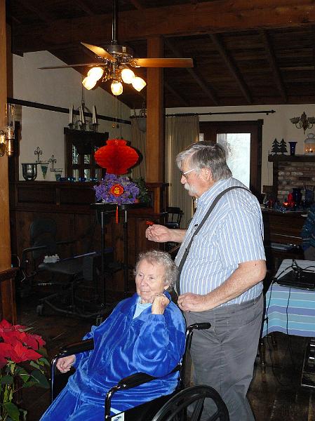 P1010346.JPG - Grandma and Grandpa