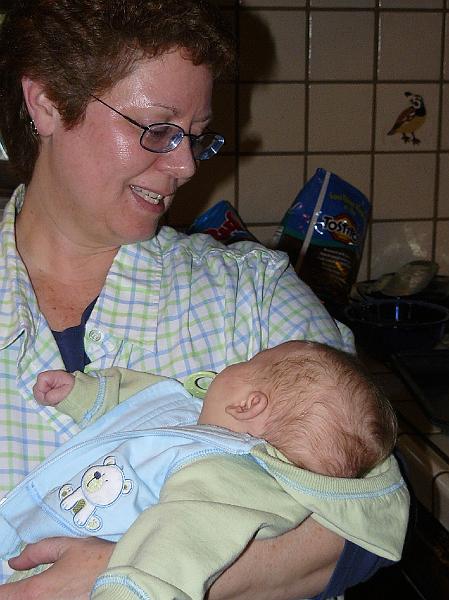 P1010357.JPG - My aunt is thrilled to see him again.